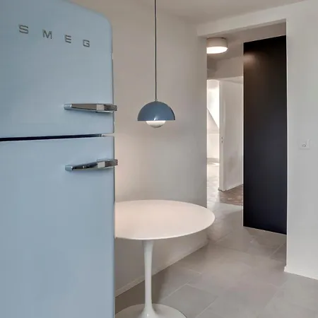 Prime With Designer Furniture In District 4