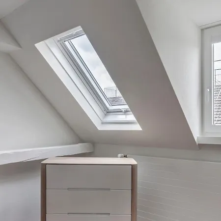 Prime With Designer Furniture In District 4 Lägenhet *