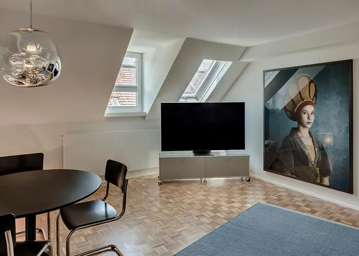 Prime With Designer Furniture In District 4 * Zurich