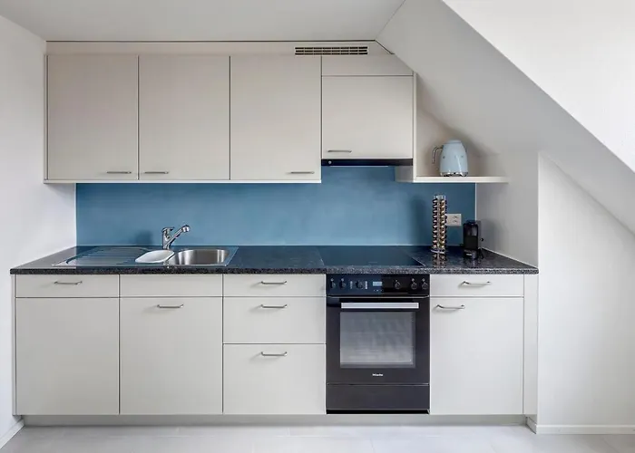 Prime With Designer Furniture In District 4 Apartman *