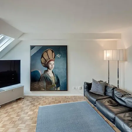Prime With Designer Furniture In District 4