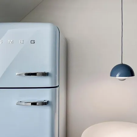 Apartment Prime With Designer Furniture In District 4 *